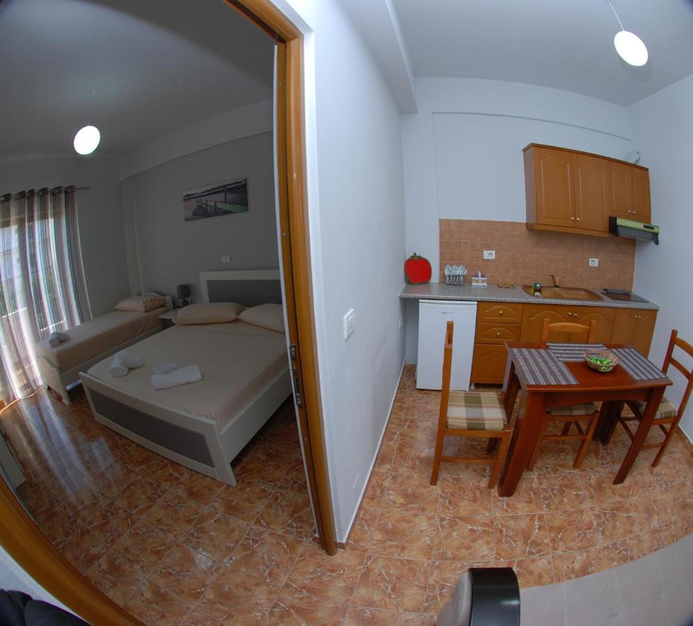 Iljo Apartments Ksamil Exterior photo