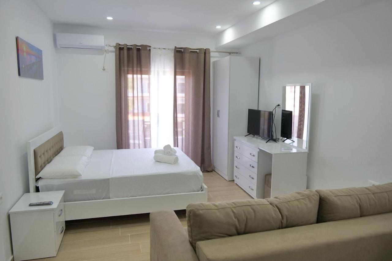 Iljo Apartments Ksamil Exterior photo