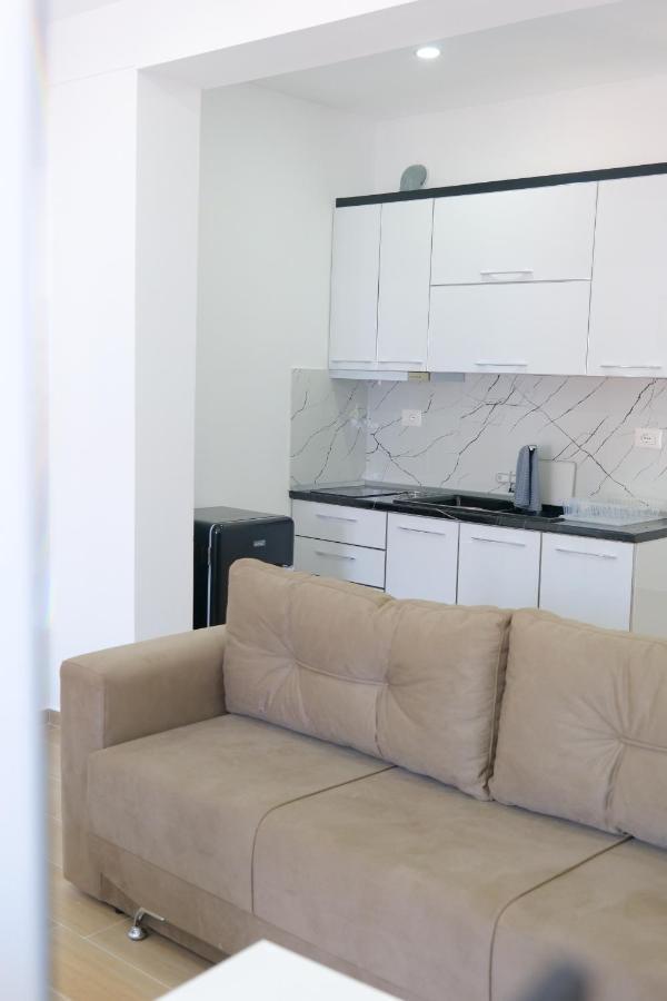 Iljo Apartments Ksamil Exterior photo