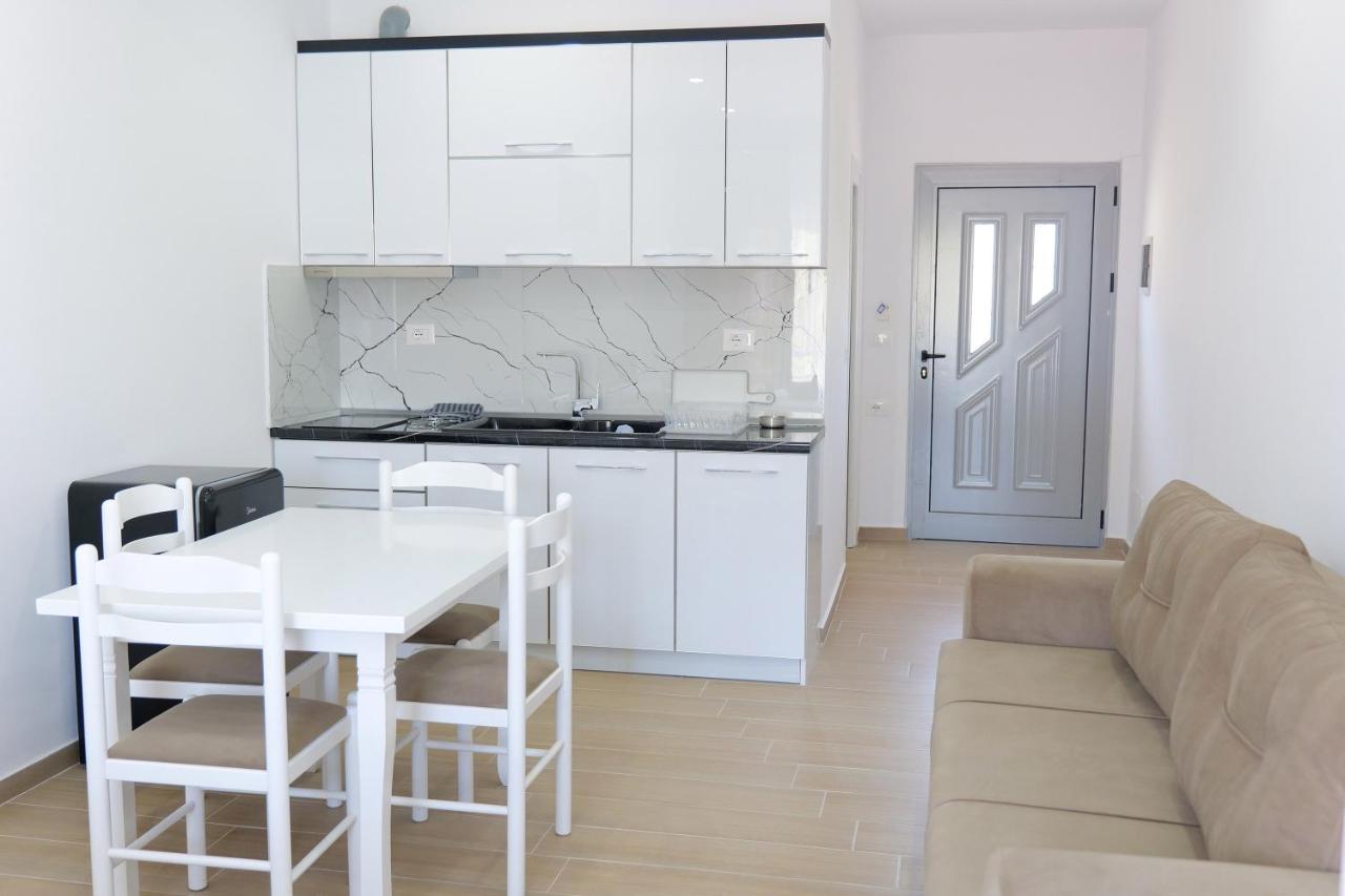 Iljo Apartments Ksamil Exterior photo