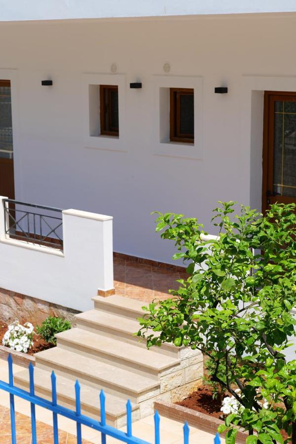 Iljo Apartments Ksamil Exterior photo