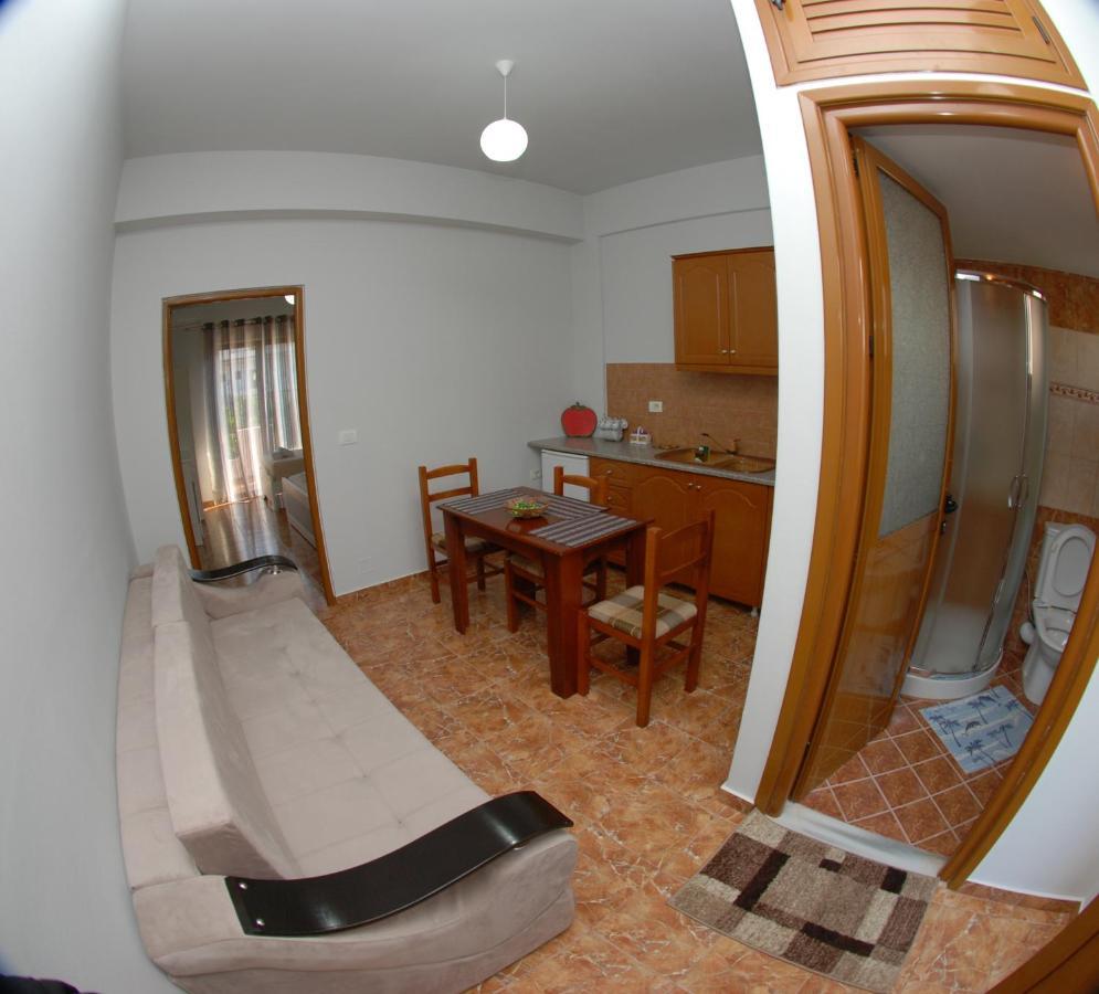 Iljo Apartments Ksamil Exterior photo